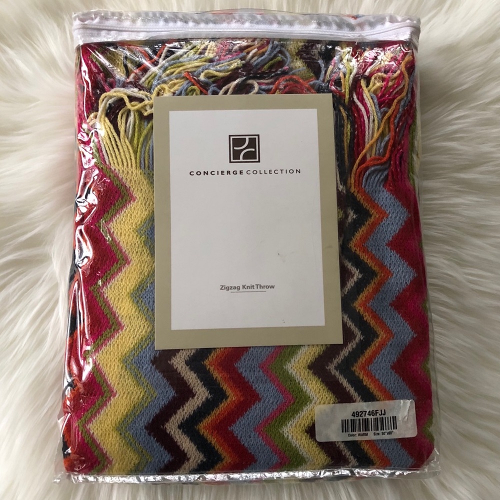 COPY - Concierge Collection Zig Zag Blanket